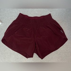 Like new lululemon Track That Lined Short - Sz 6, 3” inseam, maroon